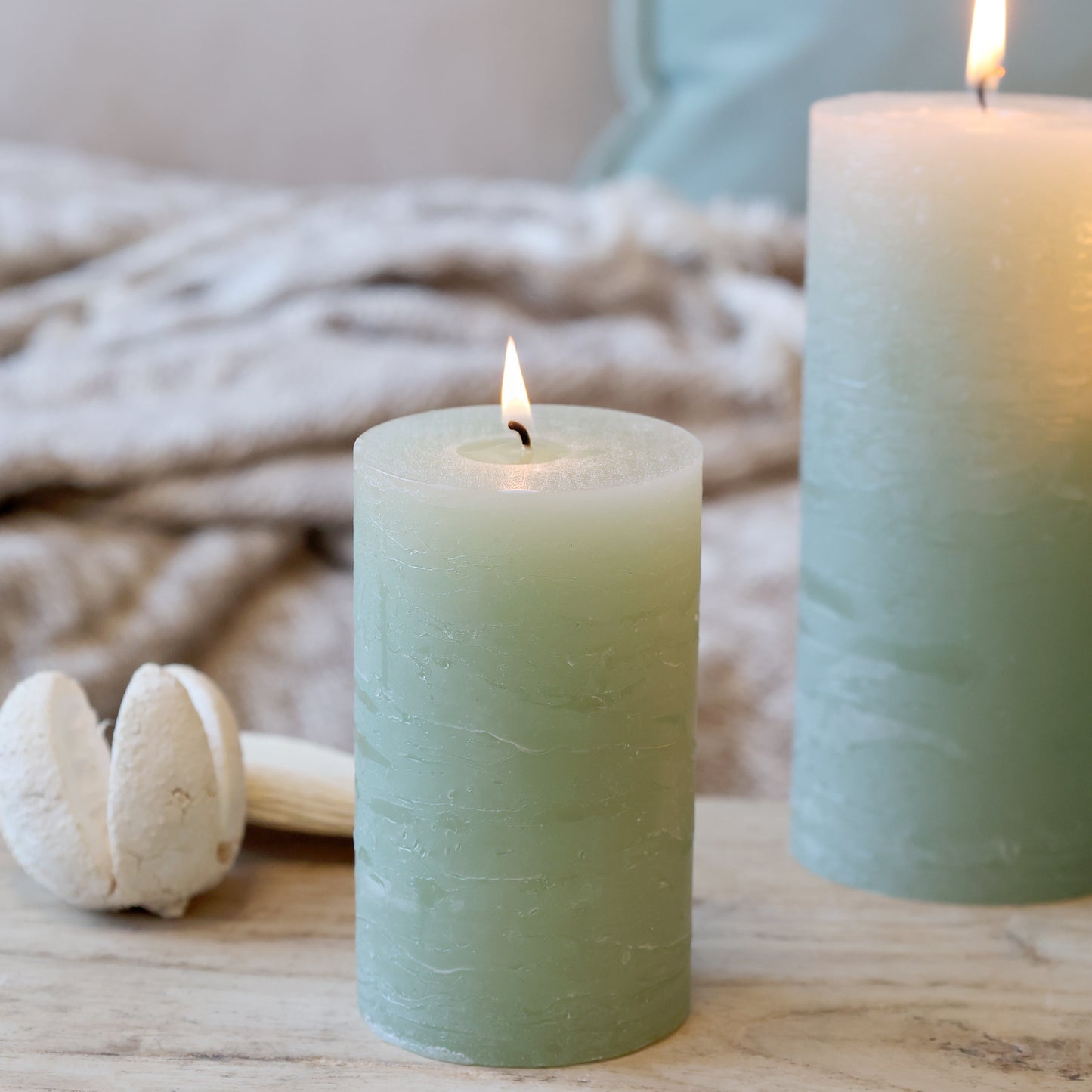 Bloklys støvet grøn