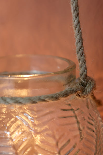 Glas lanterne med bladmønster